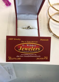 14 Kt real gold& sapphire ring