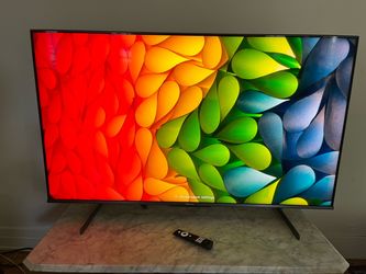 55" Hisense 4K Smart TV