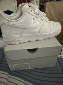 Men’s white forces