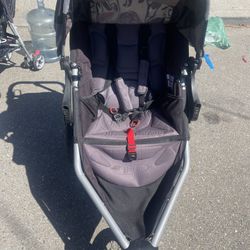 stroller 