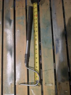 Telescoping snake hook