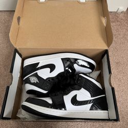 Air Jordan 1 Mid SE ASW