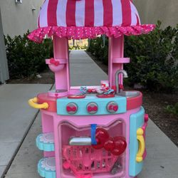 Hello Kitty 