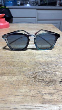Blenders Rain Dance Polarized sunglasses worn 1x