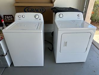 Amana washer and dryer set