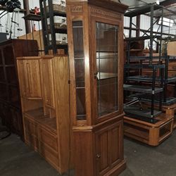Corner Hutch 