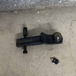 Ball Mount 2’ inch drop comes with lock and keys