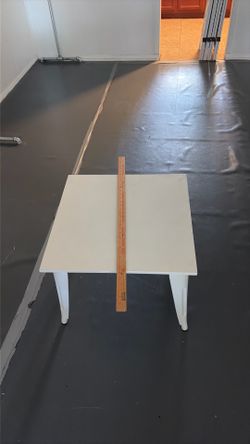 Metal table