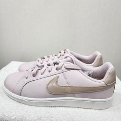 New! Nike Womens Nike Court Royal 8.5W