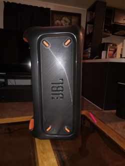 JBL party box 100