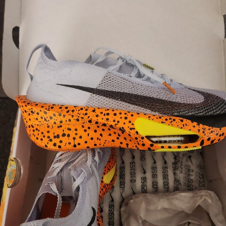 Nike Alphafly 3 (CARBON PLATE)