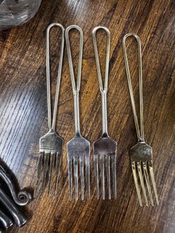 Set of 4 Silver Dinner Forks