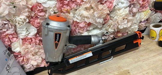 Paslode Pneumatic 3-1/2 in. 30 degree Air Corded PowerMaster Plus Clipped-Head Framing Nailer