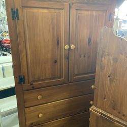 Bedroom Set Pine wood