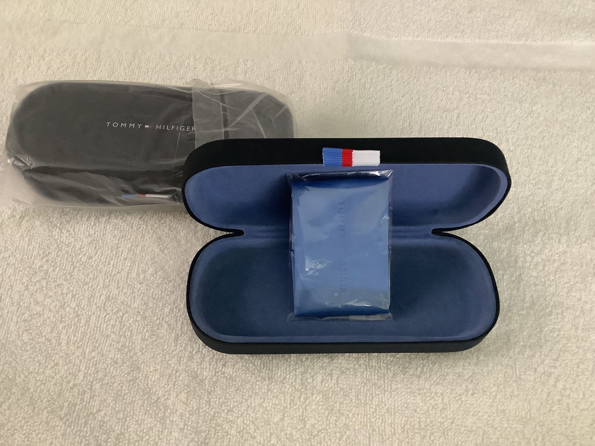 TOMMY HILFIGER EYEGLASS CASES