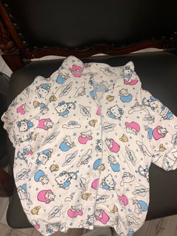 Forever 21 sanrio hello kitty and friends pajama button up top