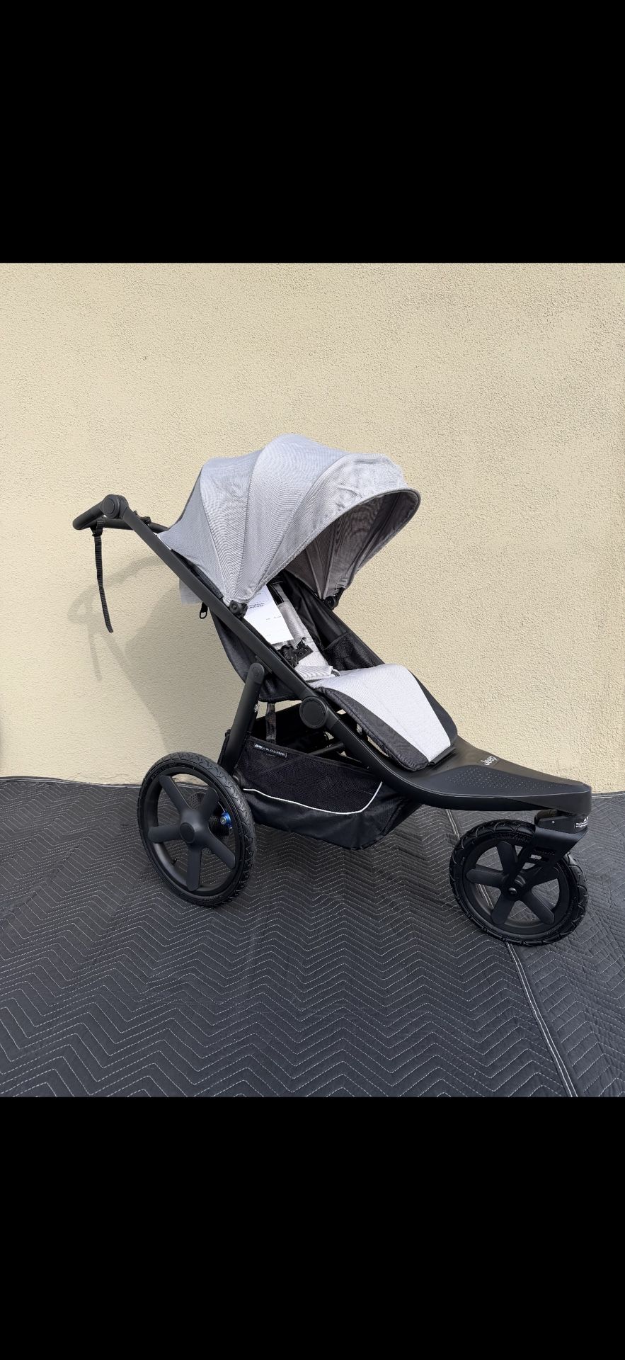 Jogger/ Jeep Powerglyde Pro Jogging Stroller/ Jeep/ stroller/ Travel/ exercise/ baby