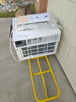 23k btu AC 280 firm no less don't ask see pictures for details specs 220v