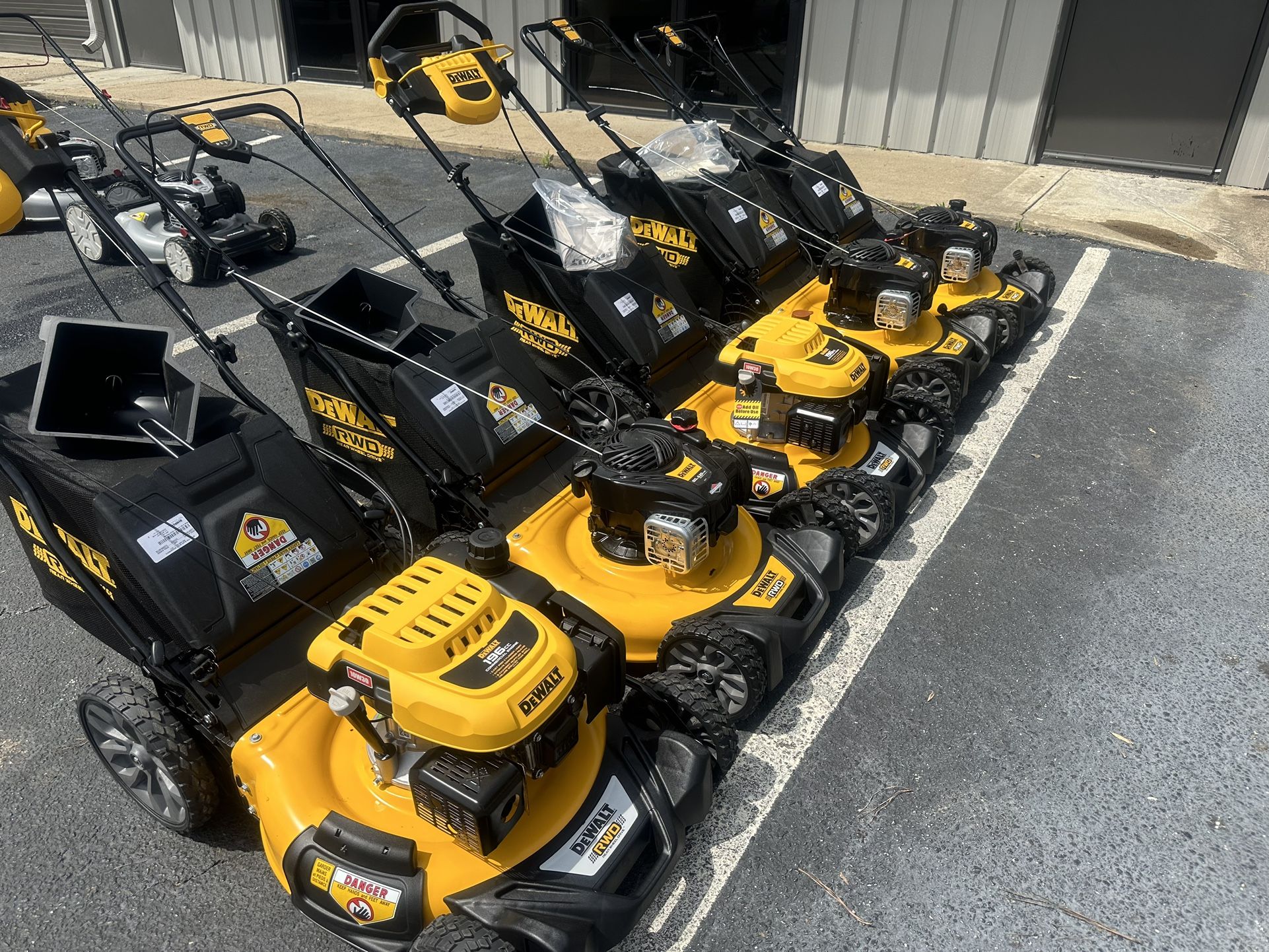 Dewalt Lawnmowers