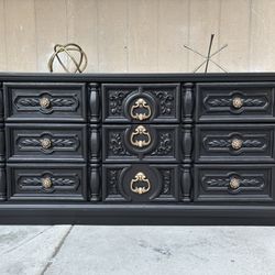 Gorgeous vintage black and gold dresser console or credenza 