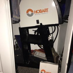 Hobart Handler 140 And Table 