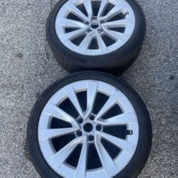 2 - 235/40r19 5x114.3 5x4.5 Tesla Model 3 Y Rims Wheels With Tires Sensors 2022 DOT Good Treads!!!!!!