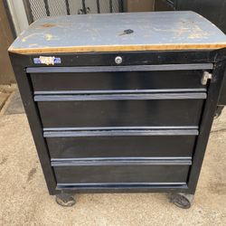 CAJA PARA HERRAMIENTAS NO INCLUYE LO DE ADENTRO