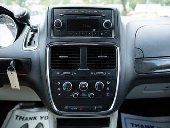 2016 Dodge Grand Caravan Thumbnail