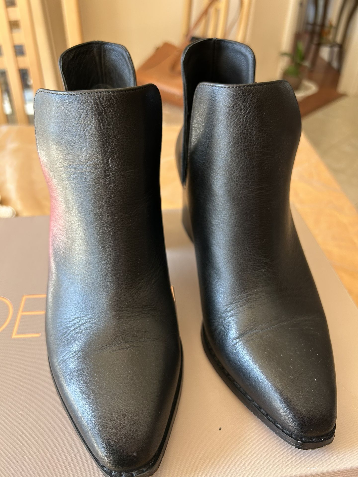 Delta Women’s Boots