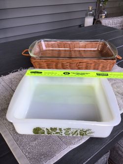 Vintage Glasbake Wickerware Jeannette Glass 2.5 Qt. & Milk Glass Herb Baking Dish 8x8 VGC