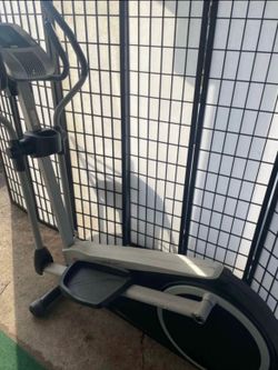Eliptical trainer