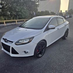 2013 Ford focus S 