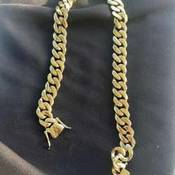 14k Gold cuban link 20mm