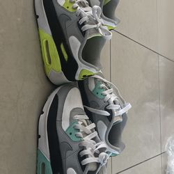 Air max Size 2y