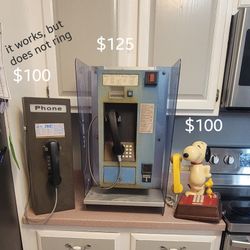 Vintage touchtone payphones $100 & $125, Snoopy telephone $100
pick up in Harlingen near Walmart. Antiques, Telephones & Flags