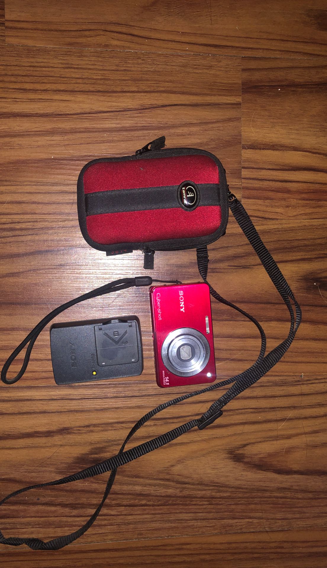 Sony Cyber-shot DSC-W330 14.1MP Digital Camera - Red 4x Zoom Zeiss Lens 3.0" LCD