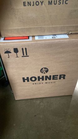 Hohner Panther accordion new Nuevo Acordeon in FA with warranty