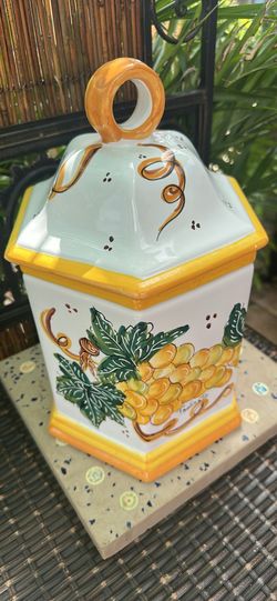 H 14 in W10in - Big TADINATE - Italian Ceramic Cookies Jar - Hand Painted kitchen Storage Canister.