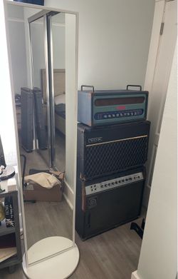 IKEA VENNESLA Standing Mirror