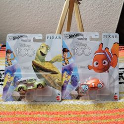Disney Hot Wheels NEMO CRUSH Character Cars Pixar Set