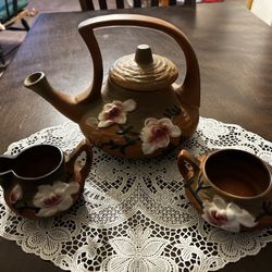 Roseville Tea Set