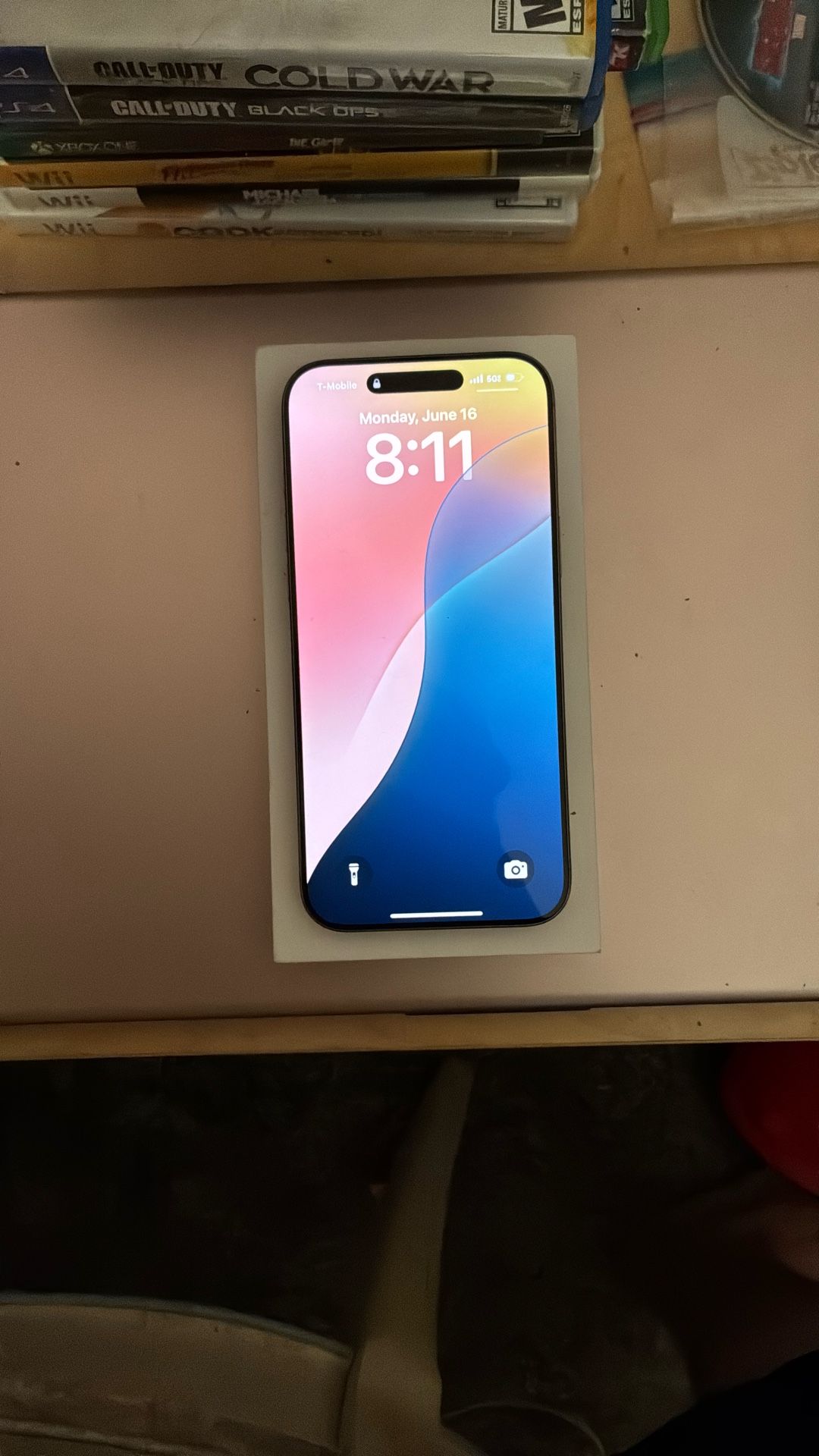 Beand New UnLocked iPhone 16 Pro Max (256gb) desert titanium