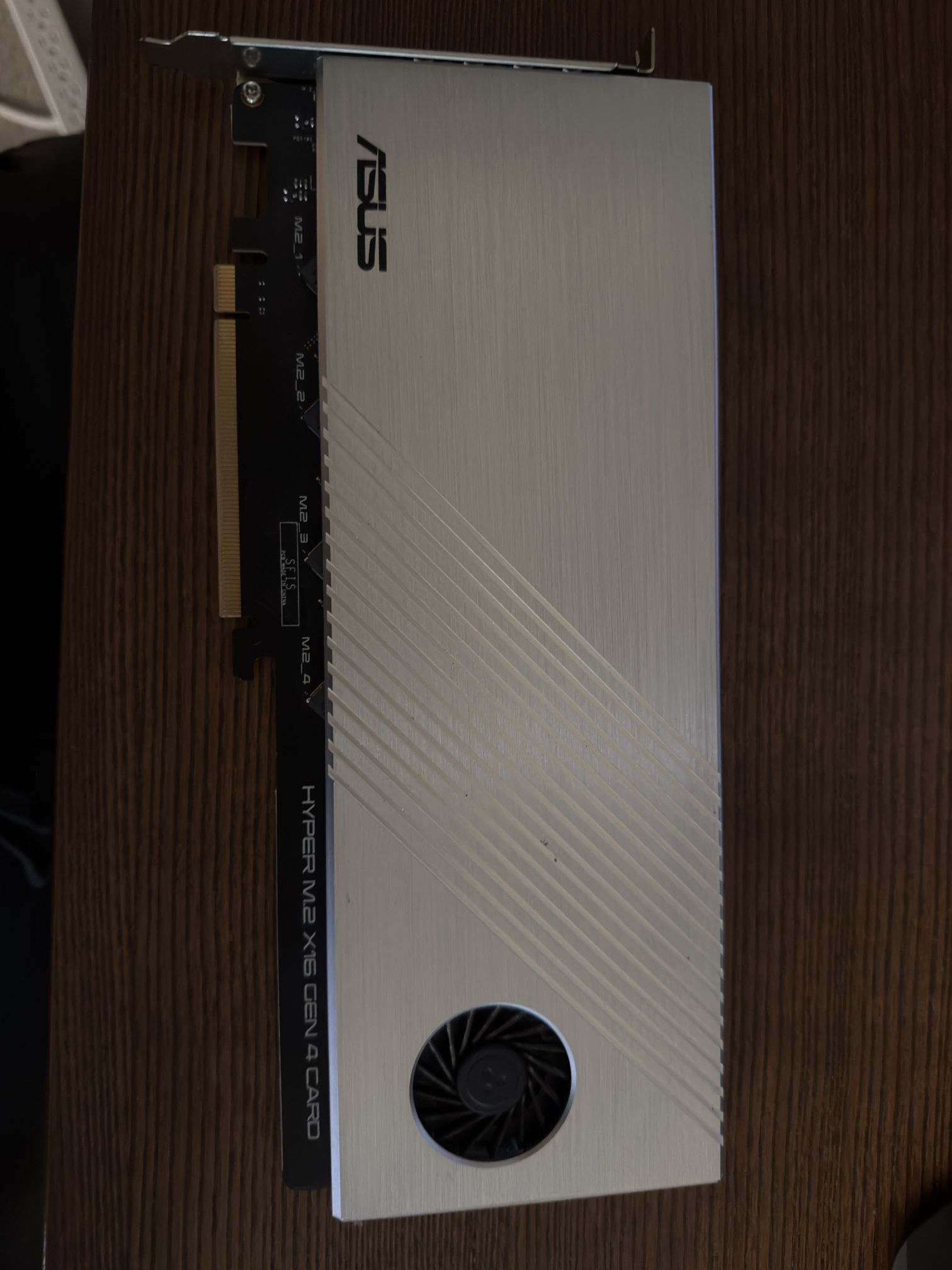 ASUS Hyper M.2 x16 Gen5 Card (PCIe 5.0/4.0) – Used / Good Condition – No SSDs Included 