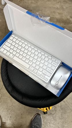 Wireless Bluetooth Keyboard