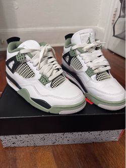 Air Jordan 4 Seafoam