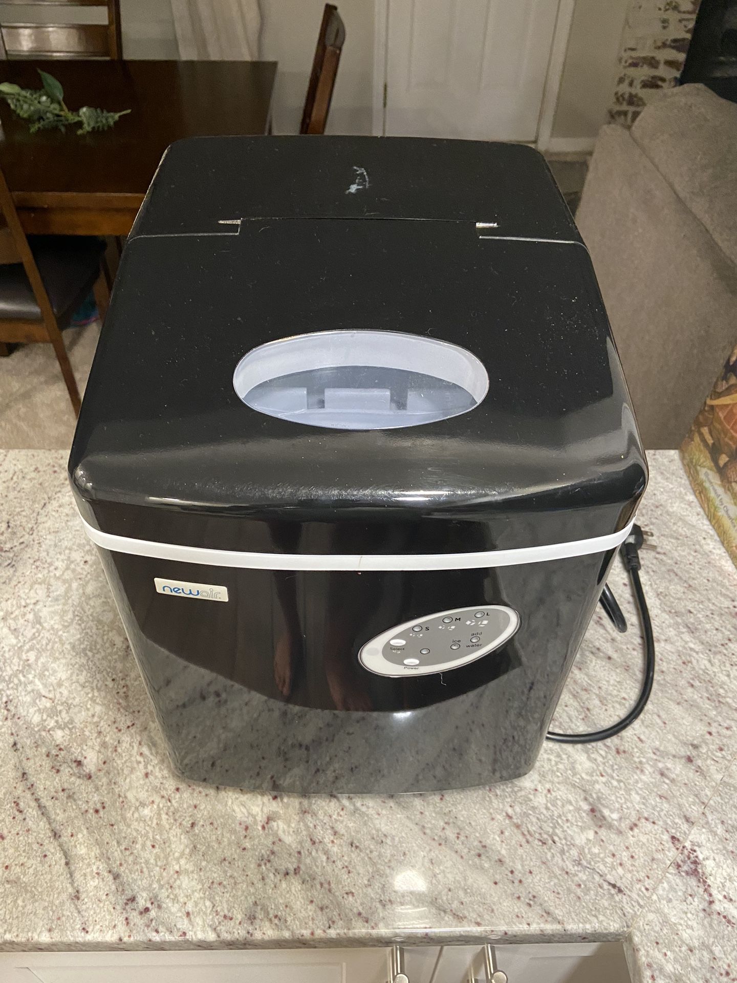 Counter Top Ice Maker