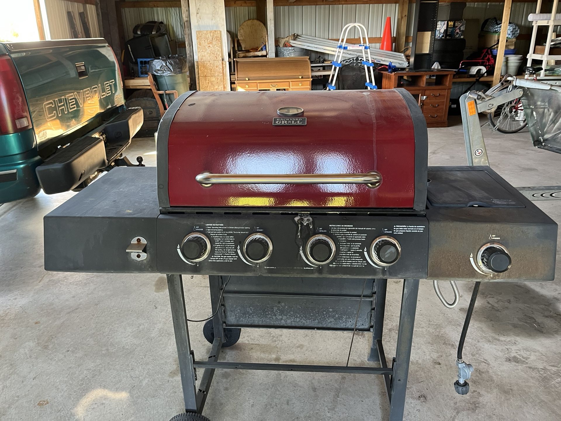Gas Grill 