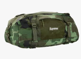 SUPREME Duffel bag FW21