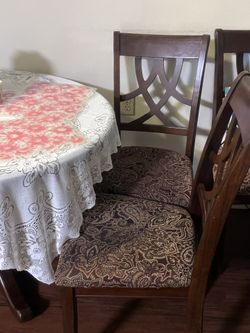 Wooden Kitchen Table With 4 Wooden Chairs