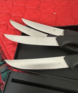 Pampered Chef Steak Knives